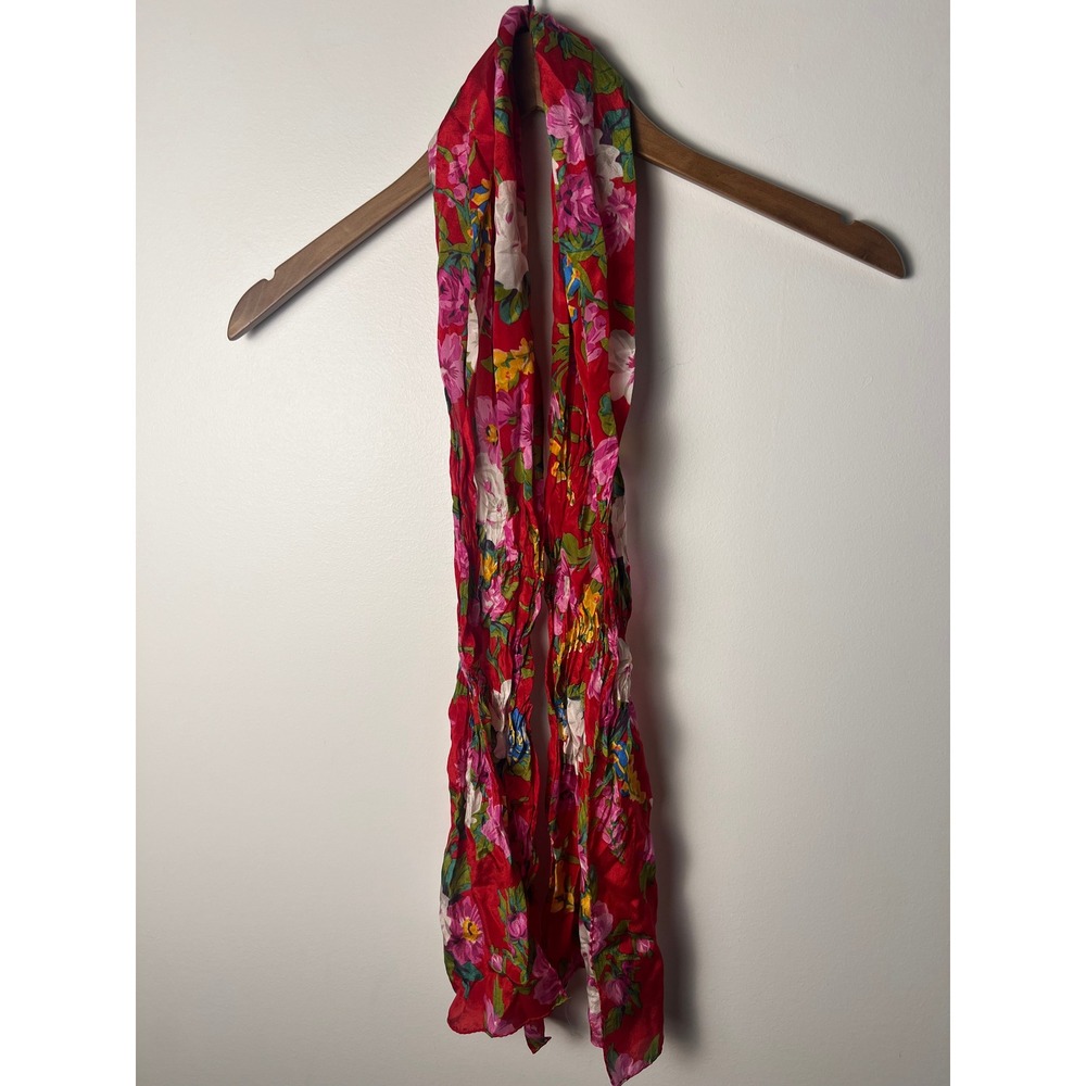VTG Club 7 Echo Scarf Wm OS Red Floral 100% Silk Crinkle Made in Japan Luxury